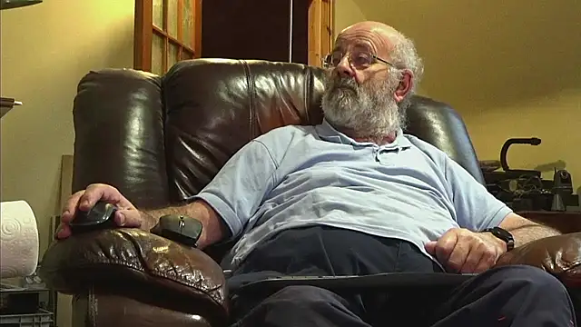 janzer13 online show from November 14, 2025, 1:54 pm