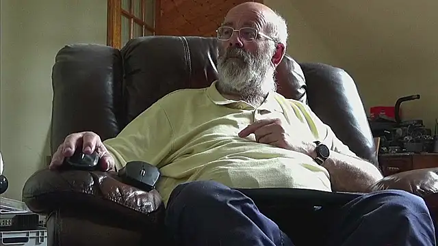 janzer13 online show from May 28, 2026, 1:08 pm