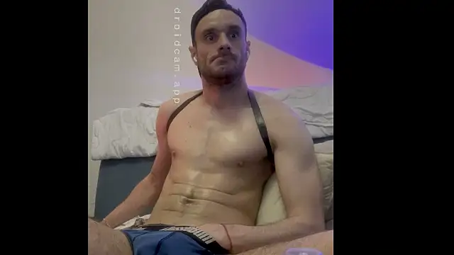 Snapshot of sexbooy27 chatting on October 29, 2025, 10:33 pm sexbooy27 online show from October 29, 2025, 10:33 pm