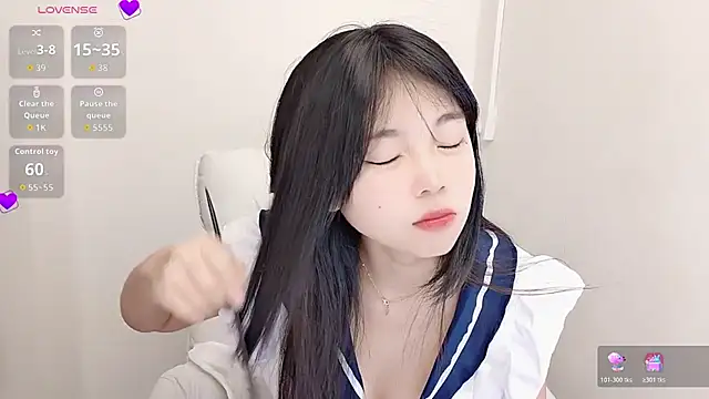 9aunatiis online show from October 29, 2025, 5:58 pm