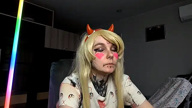 HighelikeGirl online show from October 11, 2025, 1:09 pm