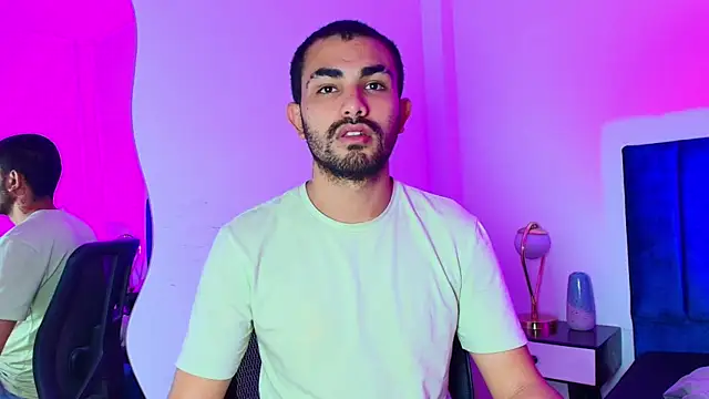 JuanchoAfpa online show from November 7, 2025, 3:39 am