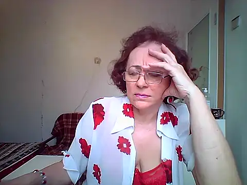 Julia54391 online show from November 4, 2025, 8:24 am