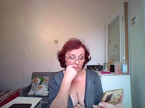 Julia54391 online show from November 7, 2025, 11:10 am