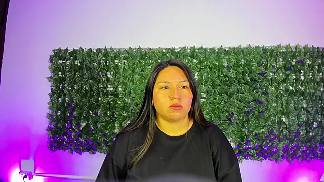 BellaRoux1 online show from February 20, 2026, 12:05 pm