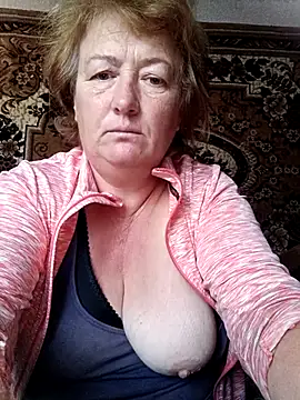 NikaLove49011 online show from September 22, 2025, 12:29 pm