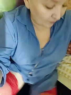 ForgeMeNot51 online show from November 28, 2025, 7:33 am