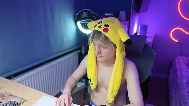 Snapshot of Serxyi chatting on January 5, 2026, 5:27 pm Serxyi online show from January 5, 2026, 5:27 pm