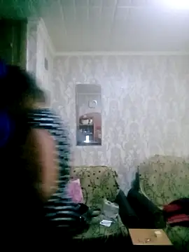 Apeesynka5521 online show from September 20, 2025, 3:35 pm