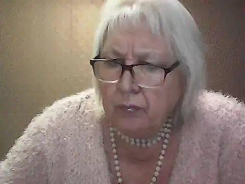 Alexia64231 online show from September 14, 2025, 4:00 am