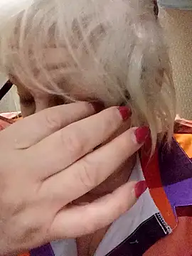 Alexia64231 online show from December 4, 2025, 7:55 pm