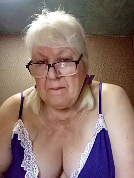 Snapshot of Alexia64231 chatting on June 26, 2026, 10:58 pm Alexia64231 online show from June 26, 2026, 10:58 pm