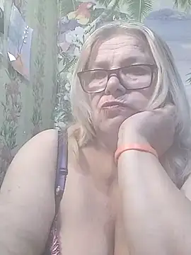 MargaritaSweet51 online show from April 1, 2026, 4:04 pm