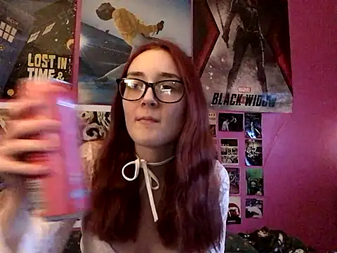 Snapshot of ivysplayhouse chatting on September 20, 2025, 5:58 pm ivysplayhouse online show from September 20, 2025, 5:58 pm