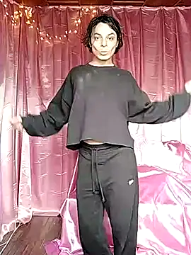 Snapshot of oxxy_jean chatting on October 16, 2025, 8:32 pm oxxy jean online show from October 16, 2025, 8:32 pm