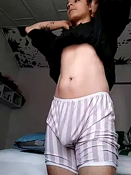 oxxy jean online show from February 5, 2026, 12:10 pm