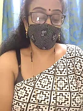 sweet-lotus online show from January 6, 2026, 5:49 pm