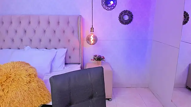 Tatihornyy online show from October 21, 2025, 11:22 am