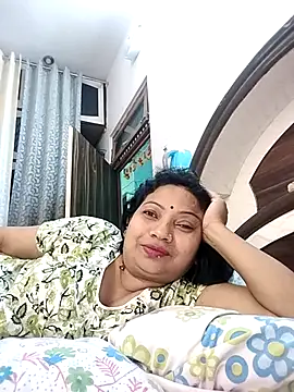 Cute-Janvi20 online show from May 17, 2026, 4:03 pm