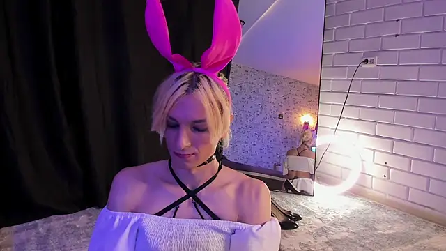 Anjela Botton online show from September 14, 2025, 11:42 am