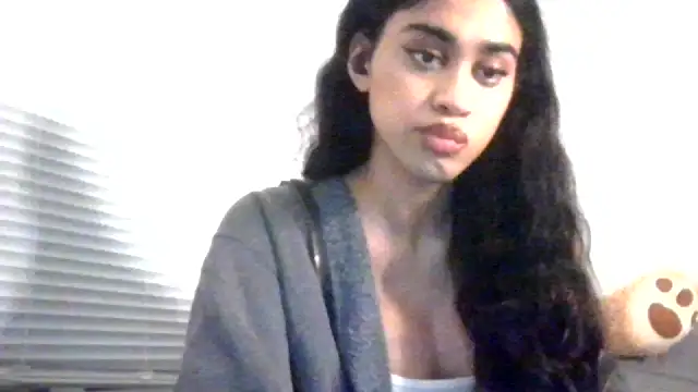 Snapshot of xlaceyxlovex chatting on September 9, 2025, 6:46 am xlaceyxlovex online show from September 9, 2025, 6:46 am