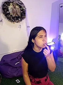 VioletaBliss1 online show from October 8, 2025, 12:03 pm