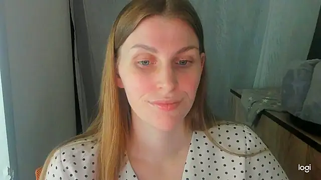 Snapshot of JuliaMuuun chatting on June 28, 2026, 9:32 pm JuliaMuuun online show from June 28, 2026, 9:32 pm