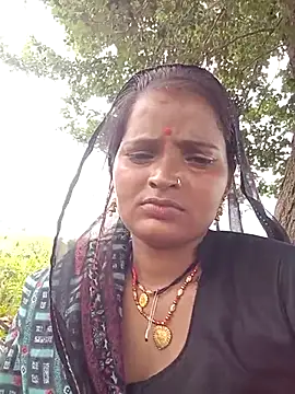 Neelamt12 online show from September 28, 2025, 8:52 am