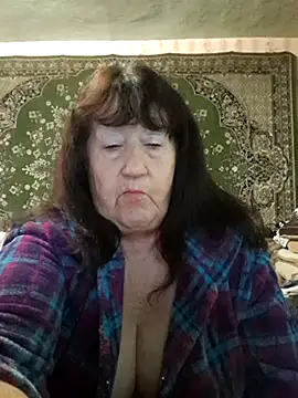 CrystalLime6411 online show from November 30, 2025, 9:02 am