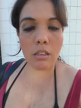 Bellapotencia1985 online show from July 7, 2026, 10:19 am