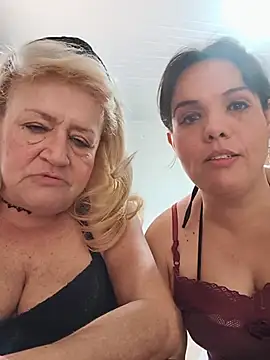 Bellapotencia1985 online show from August 3, 2026, 10:43 am