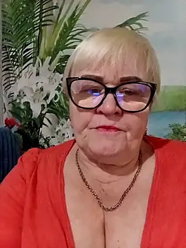 VioletSweet5566 online show from February 24, 2026, 6:33 am