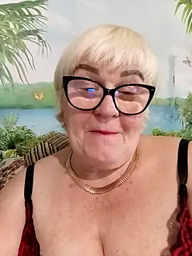 VioletSweet5566 online show from May 13, 2026, 10:01 am