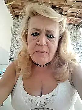 Belladama61 online show from October 14, 2025, 11:11 am