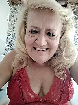 Belladama61 online show from November 23, 2025, 12:38 pm