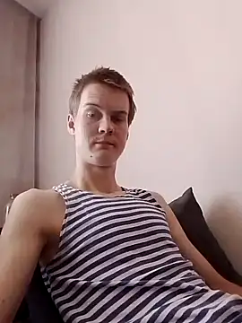 Snapshot of FelixxxTwink chatting on September 10, 2025, 1:33 pm FelixxxTwink online show from September 10, 2025, 1:33 pm