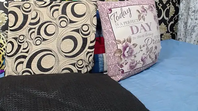 Ozimpho online show from October 22, 2025, 6:51 pm