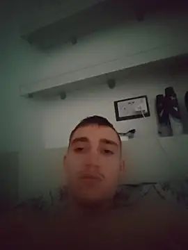 Snapshot of ASL70 chatting on November 7, 2025, 7:52 am ASL70 online show from November 7, 2025, 7:52 am