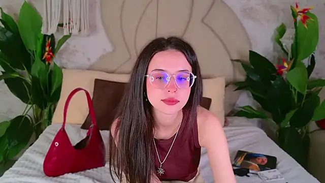 LANA MILANO online show from October 4, 2025, 3:54 pm