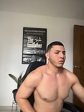 max valiant1 online show from March 5, 2026, 8:05 pm