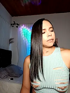 Snapshot of linda698049 chatting on September 18, 2025, 8:55 pm linda698049 online show from September 18, 2025, 8:55 pm