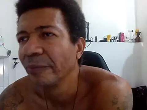 Snapshot of moreno25centimetro chatting on October 28, 2025, 12:41 pm moreno25centimetro online show from October 28, 2025, 12:41 pm