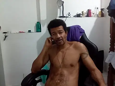 Snapshot of moreno25centimetro chatting on November 8, 2025, 2:34 am moreno25centimetro online show from November 8, 2025, 2:34 am