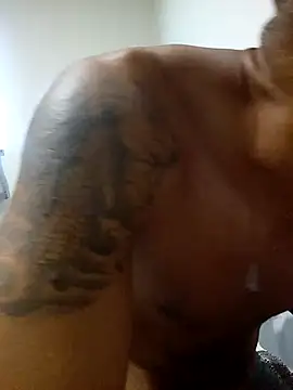Snapshot of moreno25centimetro chatting on July 13, 2026, 12:52 pm moreno25centimetro online show from July 13, 2026, 12:52 pm
