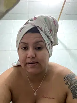 naomy26 online show from November 12, 2025, 7:24 pm