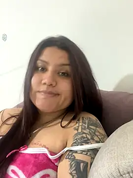 naomy26 online show from November 19, 2025, 3:50 am