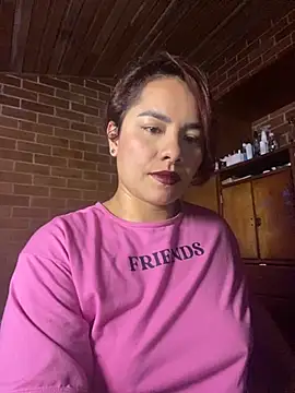 Snapshot of alejandra_prk26 chatting on October 21, 2025, 2:23 am alejandra prk26 online show from October 21, 2025, 2:23 am