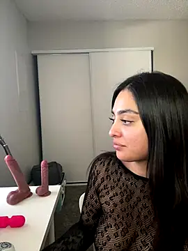 teasemebabe69 online show from September 24, 2025, 6:11 pm