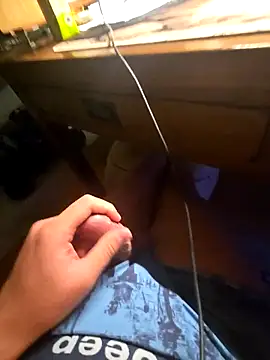 Snapshot of renhedhr chatting on November 18, 2025, 4:33 pm renhedhr online show from November 18, 2025, 4:33 pm