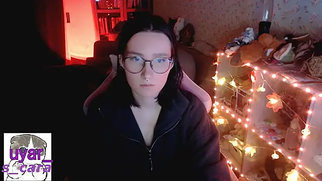 s cara online show from October 26, 2025, 6:03 pm